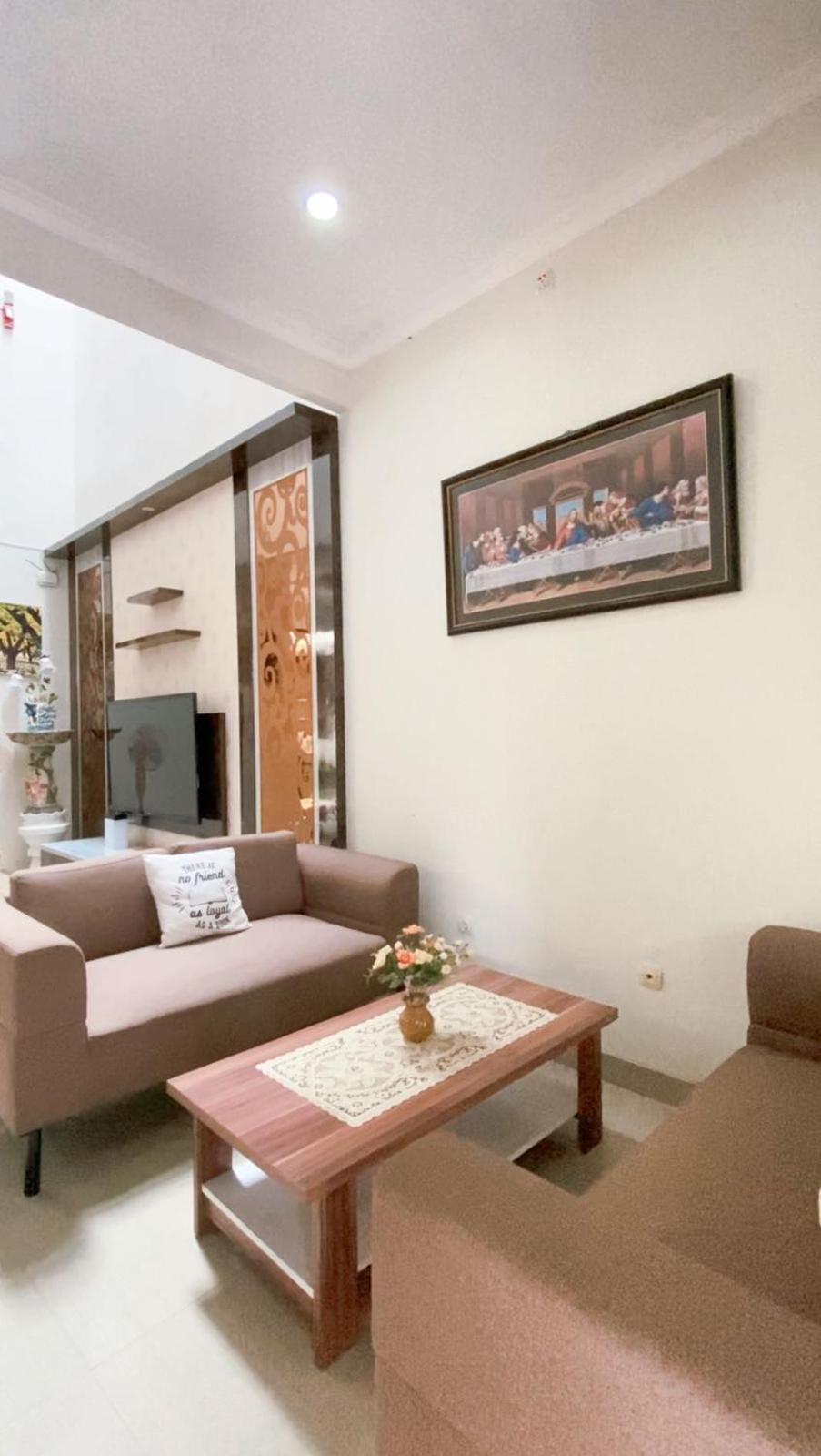 Kirana Residence By Sampai Coliving Yogyakarta Exterior foto